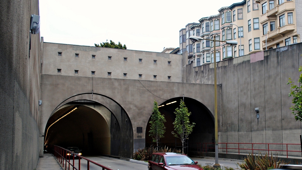 百老汇隧道