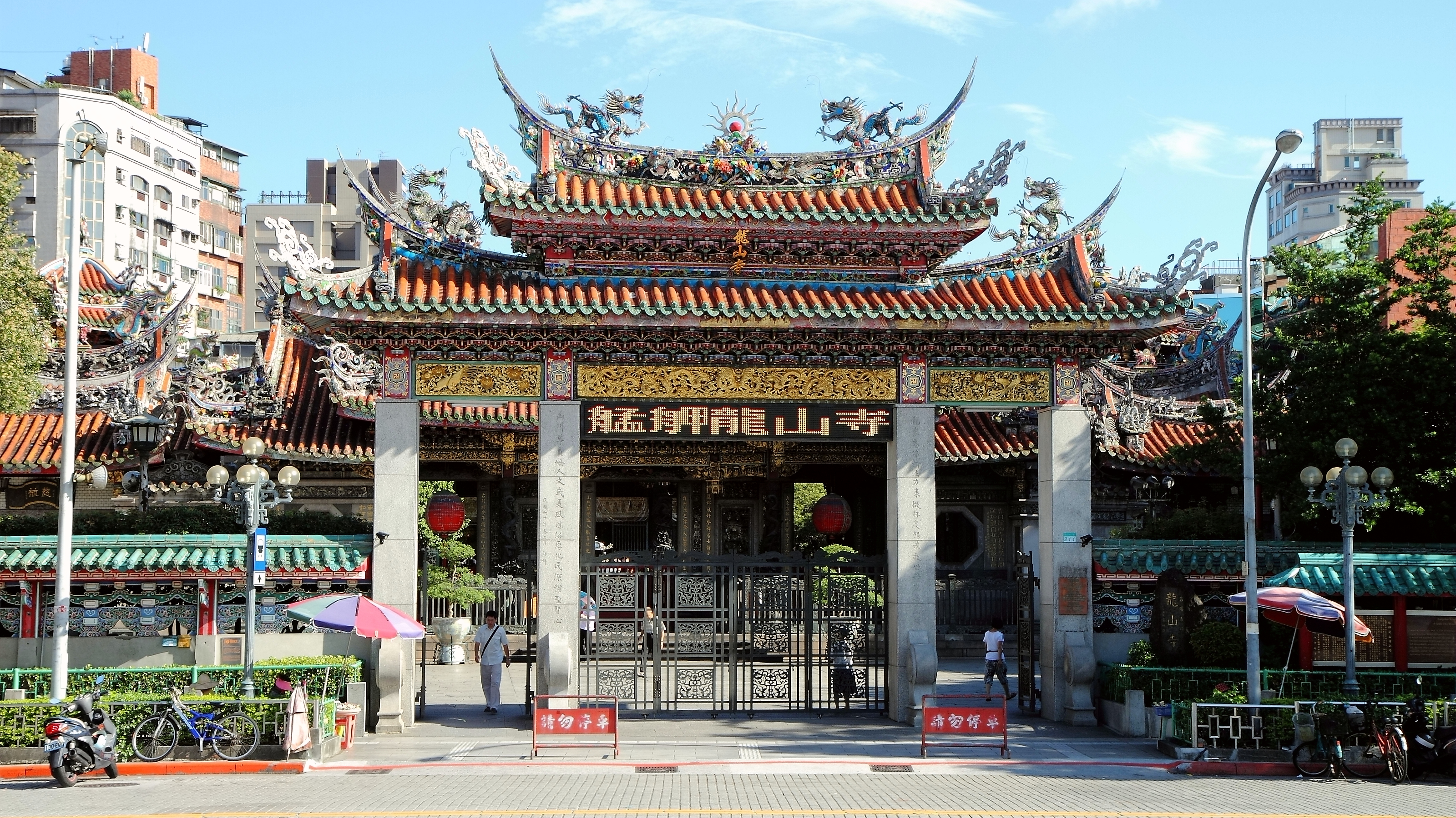 艋舺龙山寺