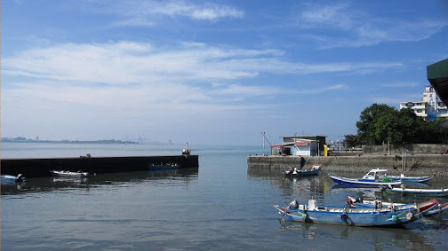淡水长堤