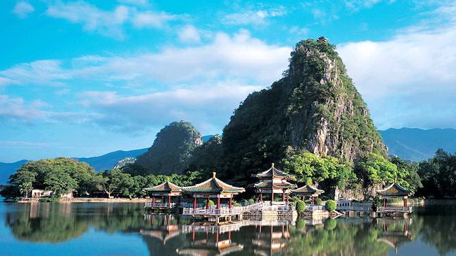 七星岩景区
