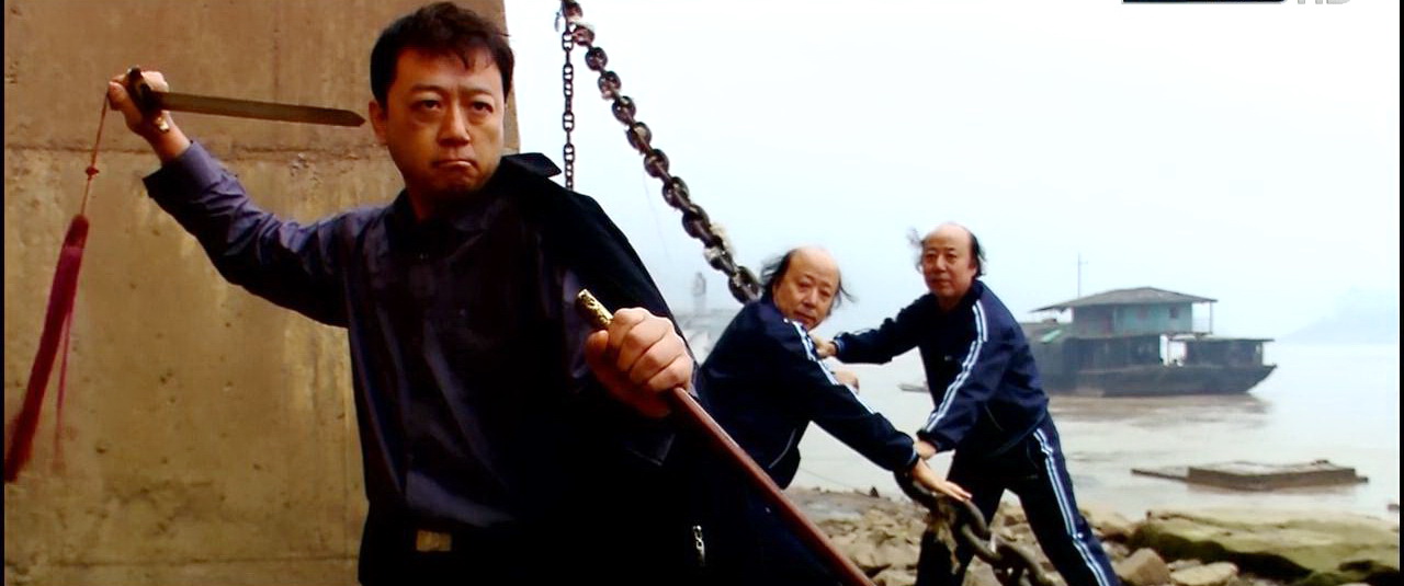 包世宏江边散心的码头