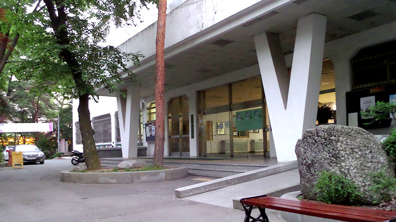 生命科学学院