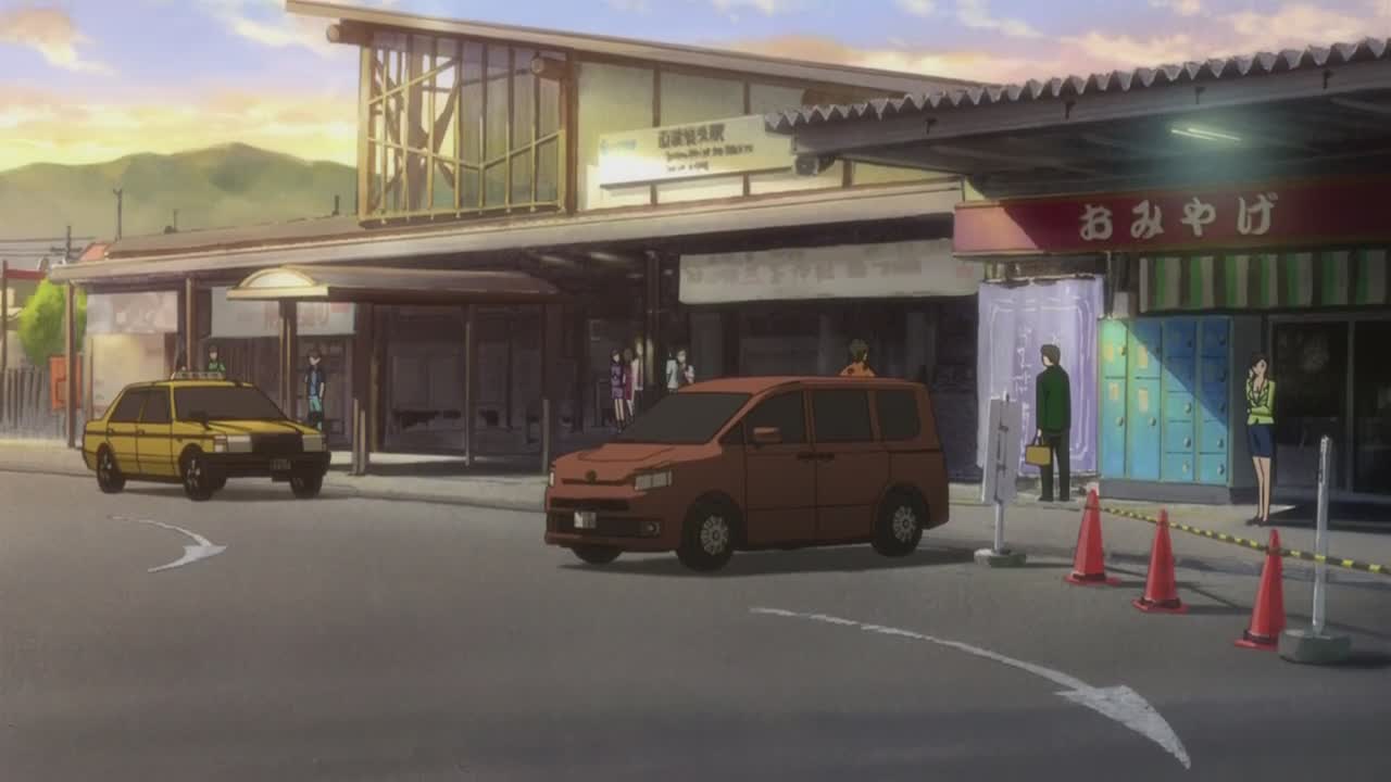 众人车站集合