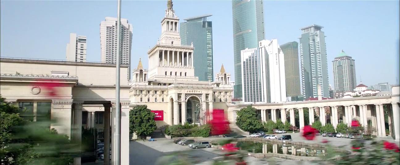 南湘去学校路上经过