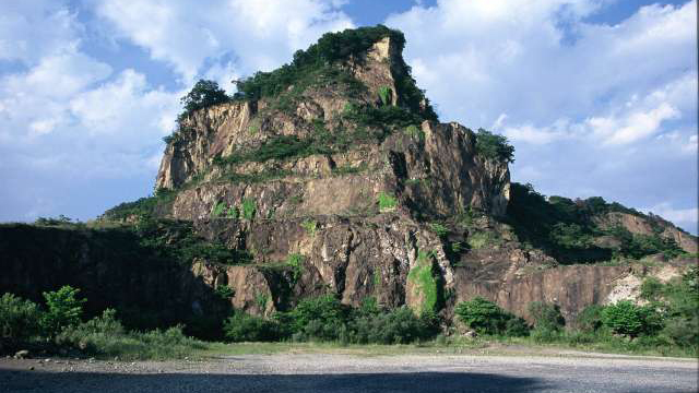 岩舟山采石场遗迹