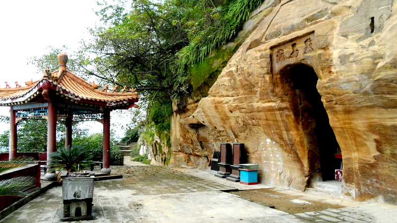 点易洞