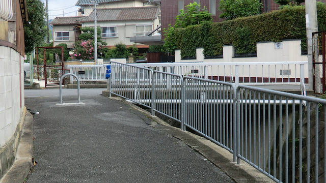 嵯峨岚山站西侧路口