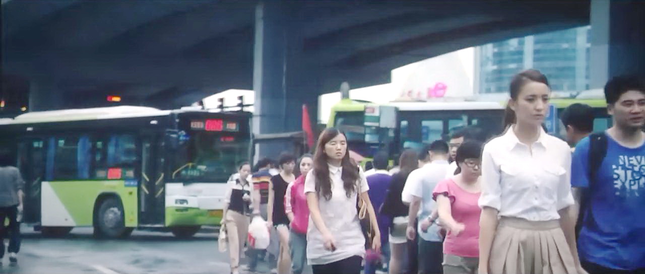 沈彦回家的路上