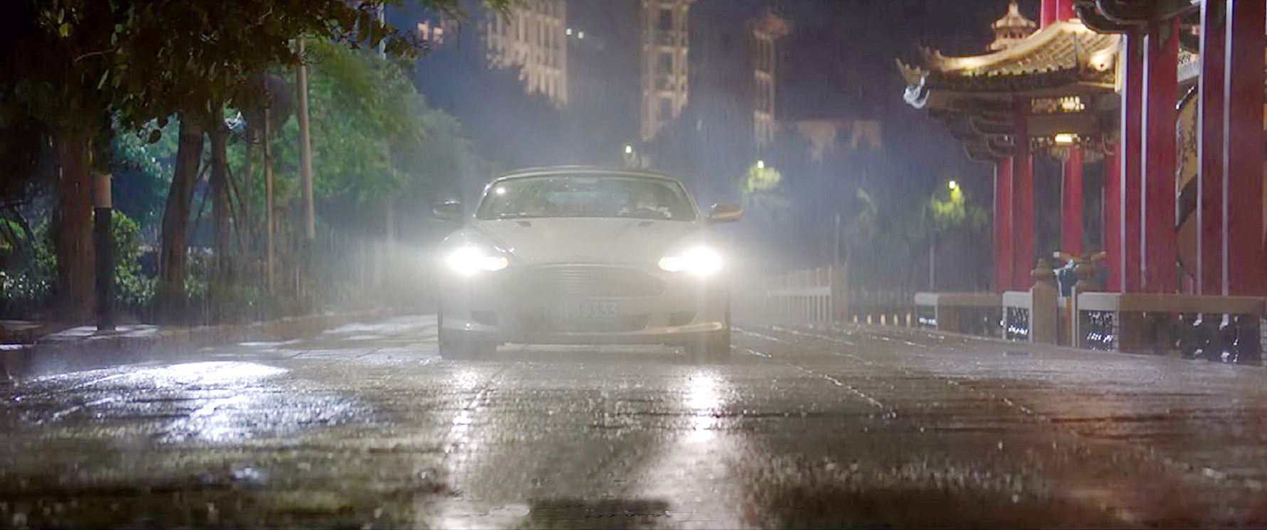 雨夜停车