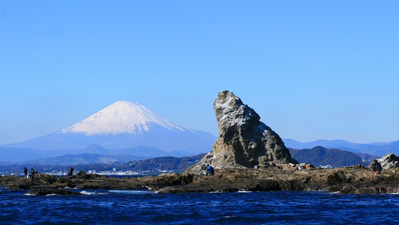 乌帽子岩