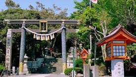 鹤峰八幡神社