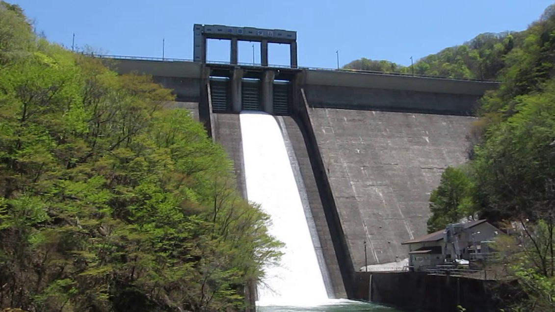 藤原水坝