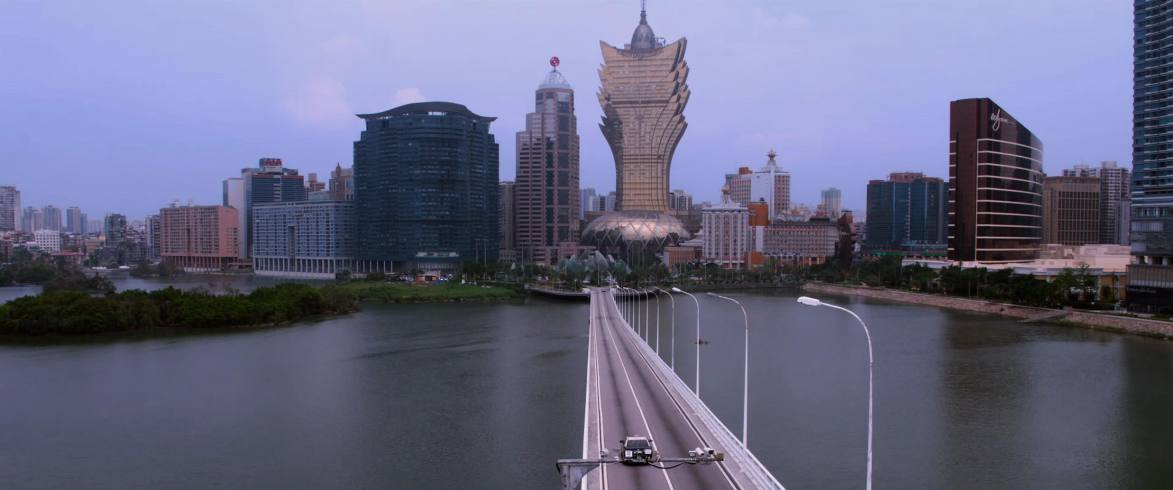 梅晓鸥赶赴赌场
