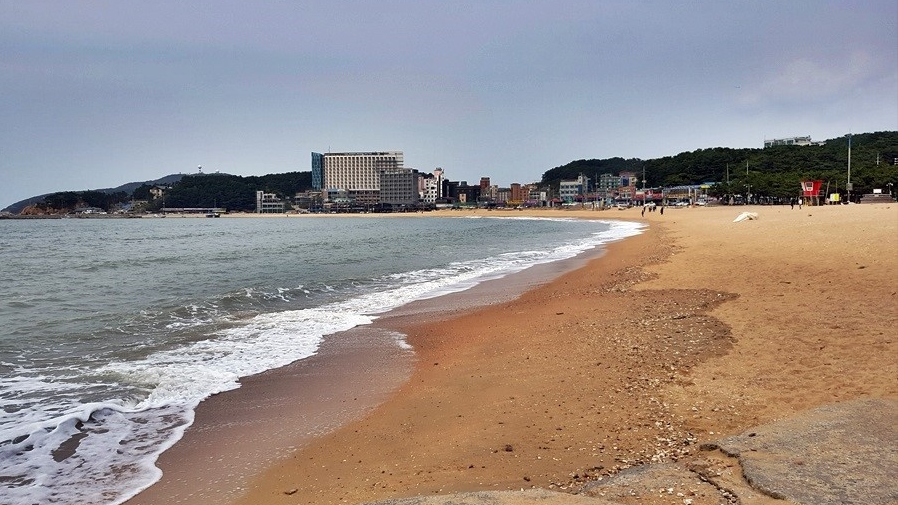 乙旺里海水浴场