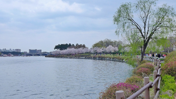 一山湖水公园
