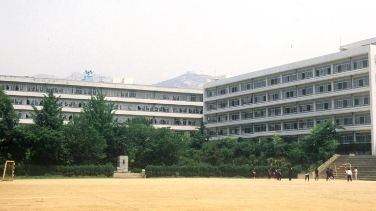 东明女子高中