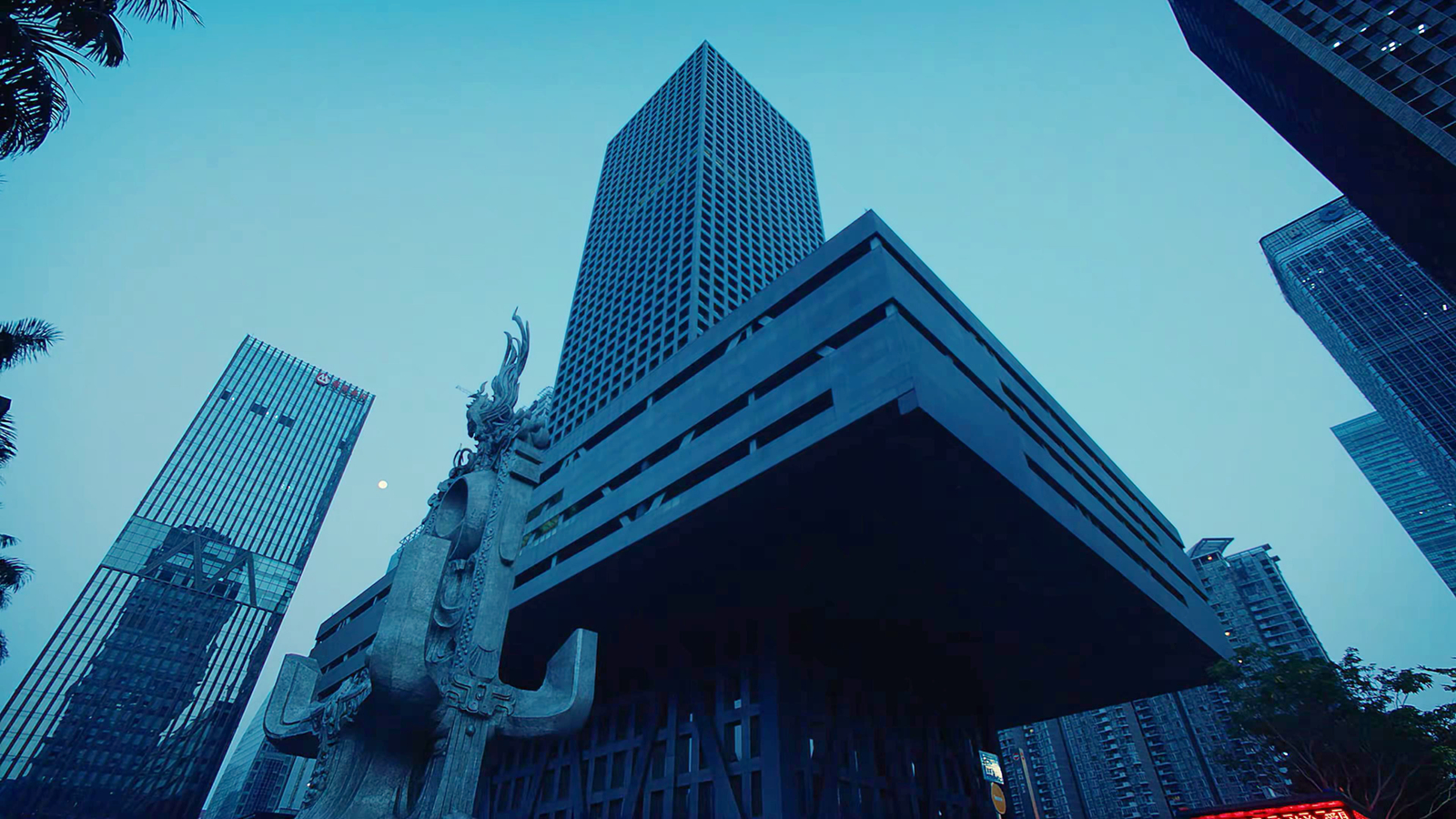 深交所