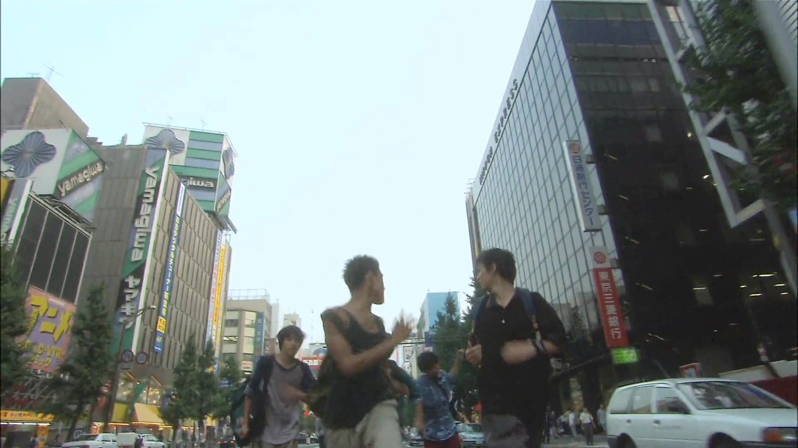 星野雄一抢劫后逃跑