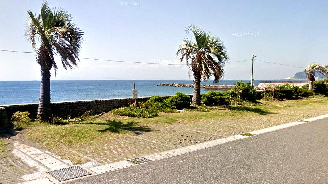 龙岛海岸停车场