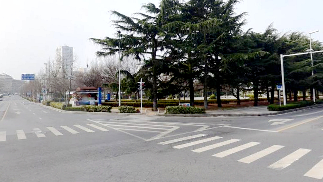 武昌路与文登路交叉口