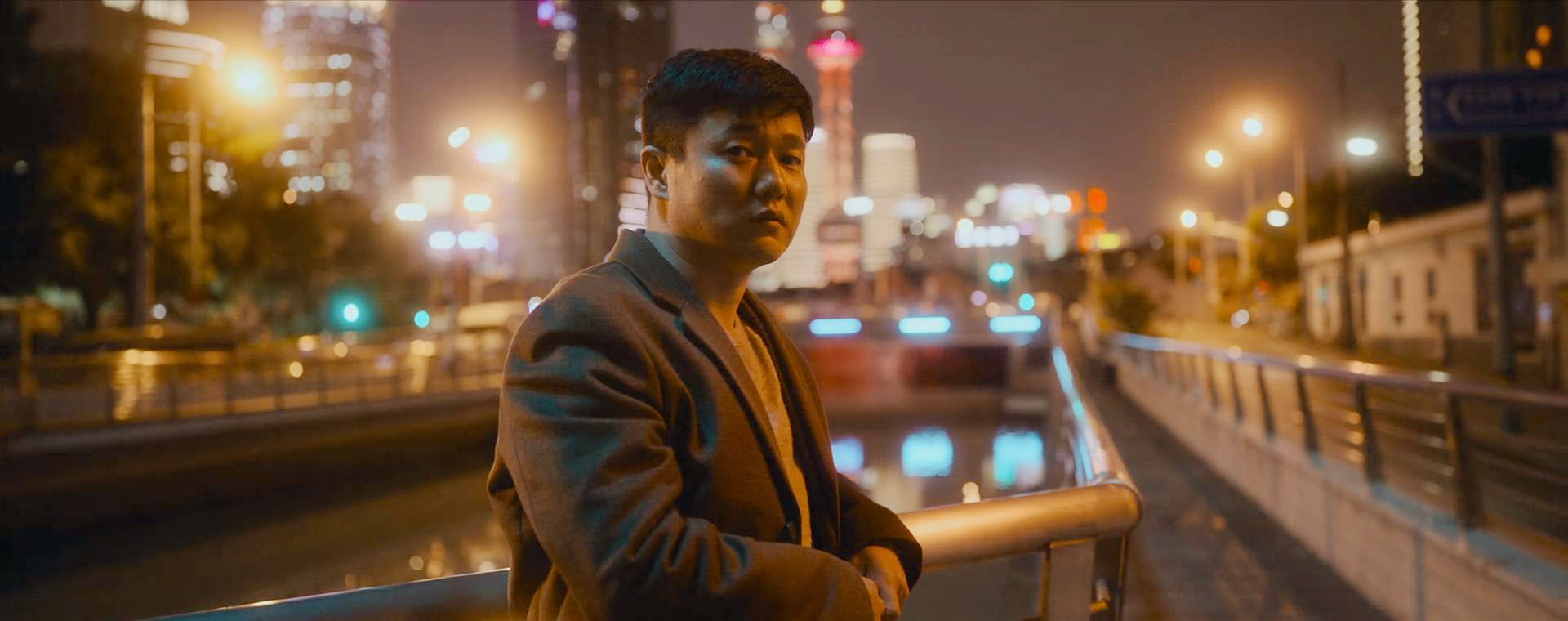陈小萌监视曾九蓉