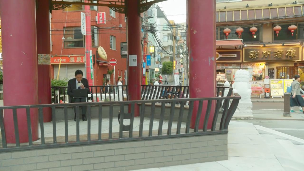 享用街边小吃