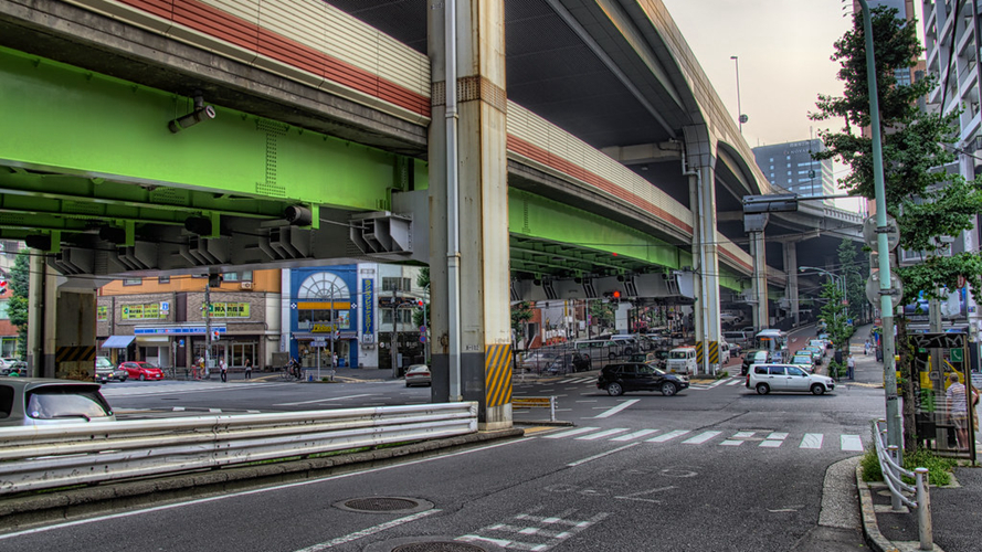 西麻布十字路口