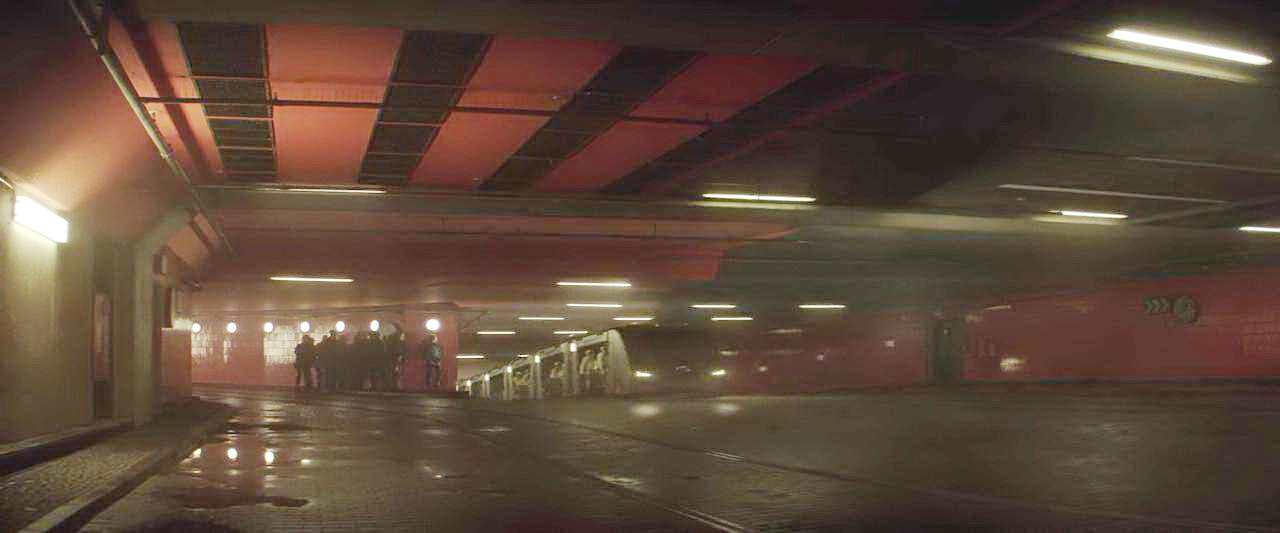 都城地下道