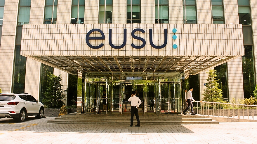 EUSU控股大厦