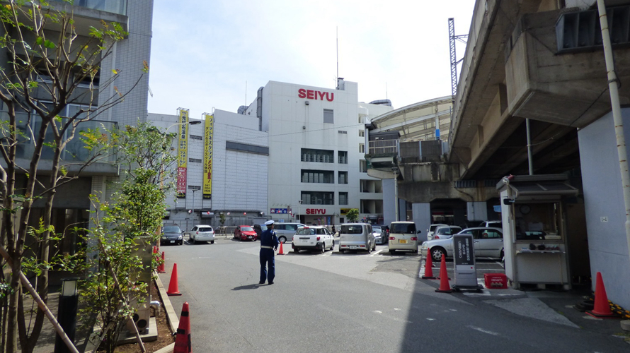 西友停车场浦安店