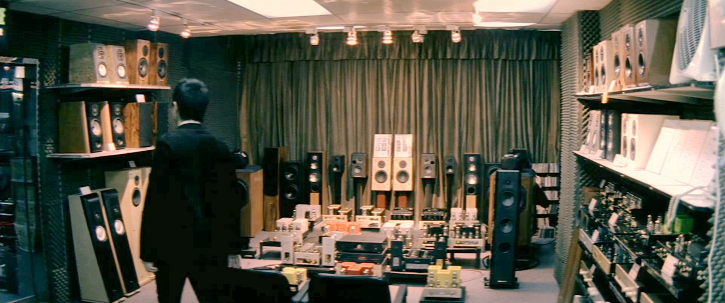 音响店