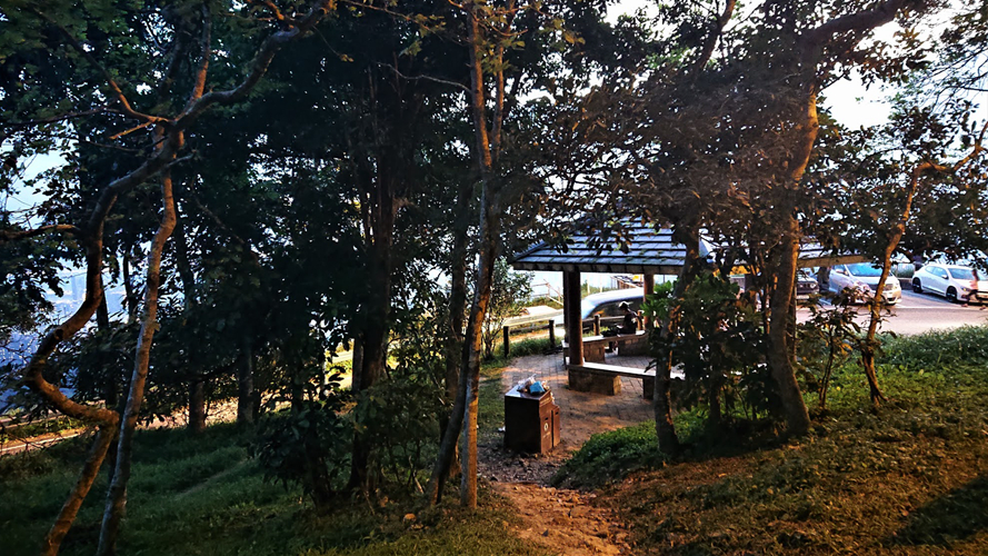 扎山道停车场观景台