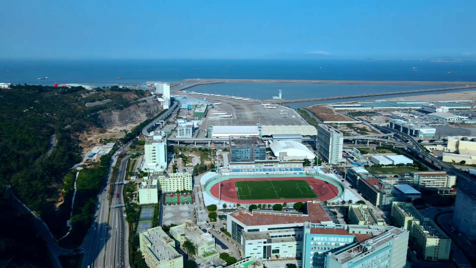 勃艮第中学校园