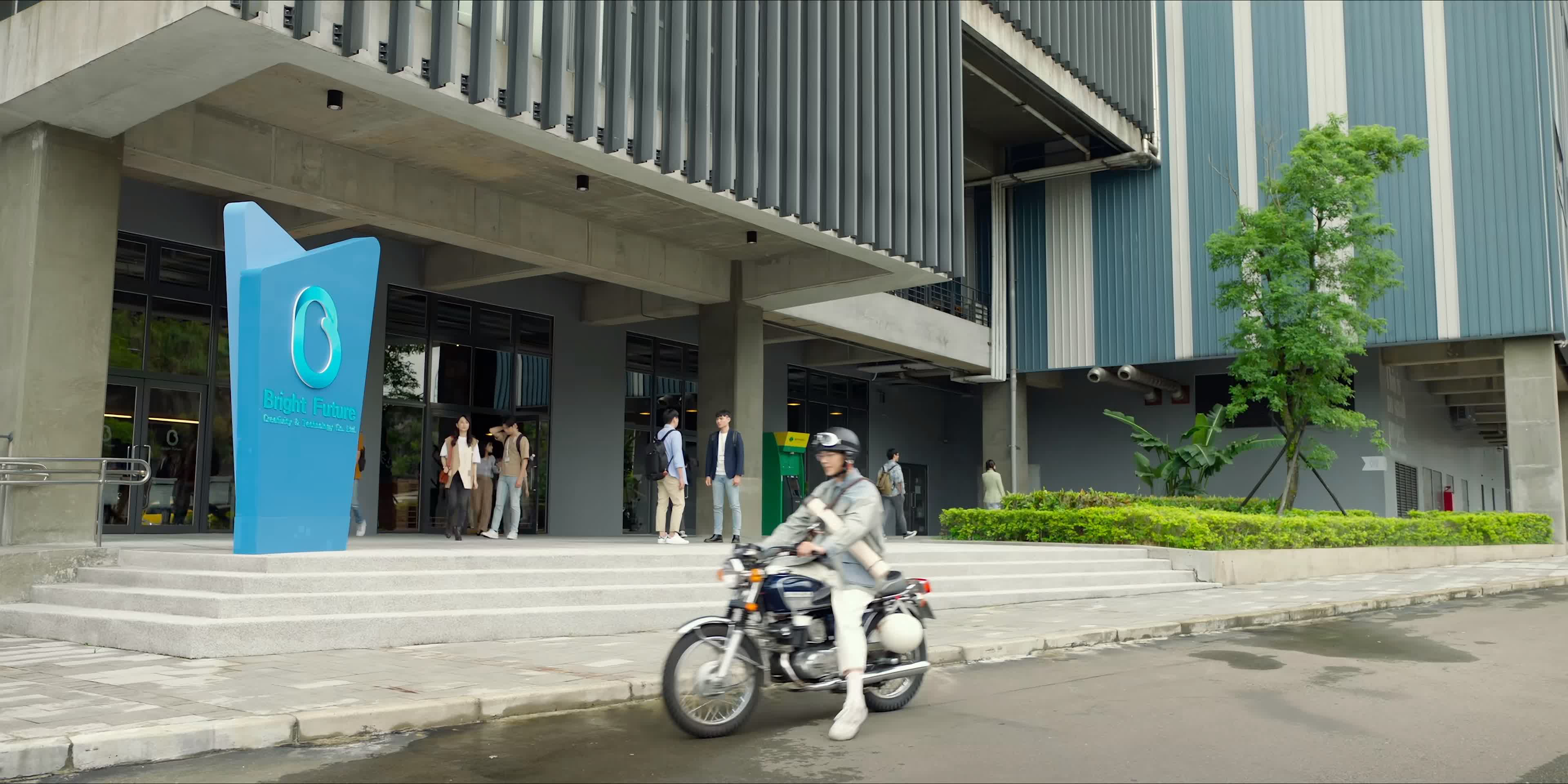 黄雨萱公司