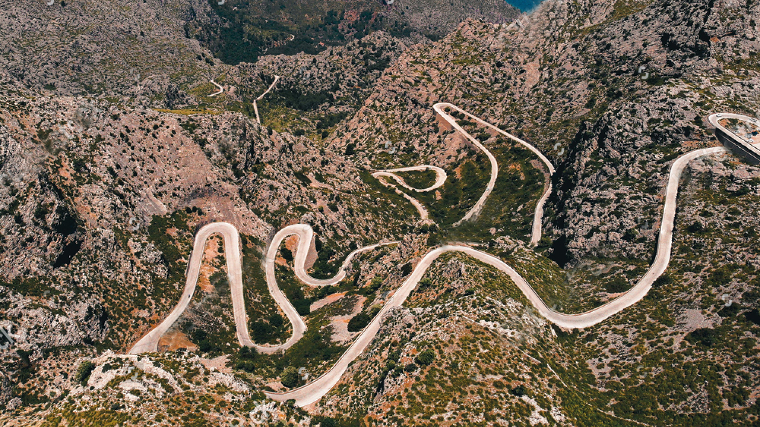科尔德雷斯盘山公路