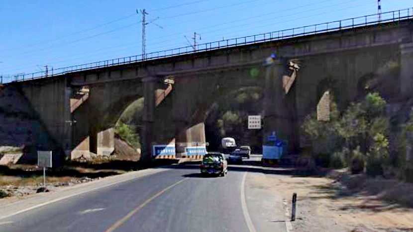 沈大线跨201国道铁路桥