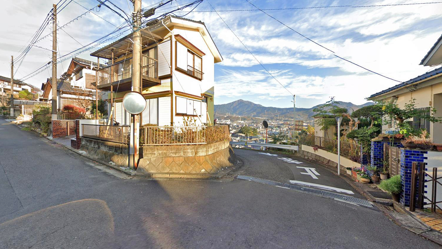 尾尻450番3号街道