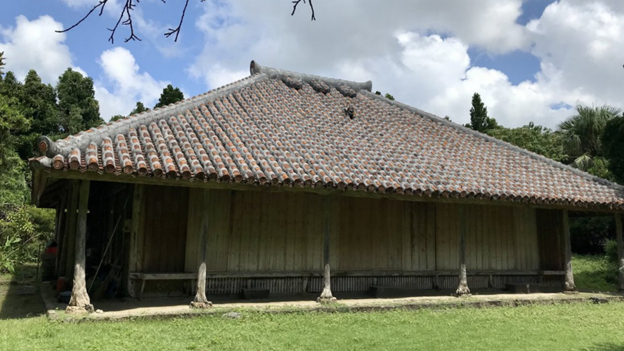 屋部的久护家