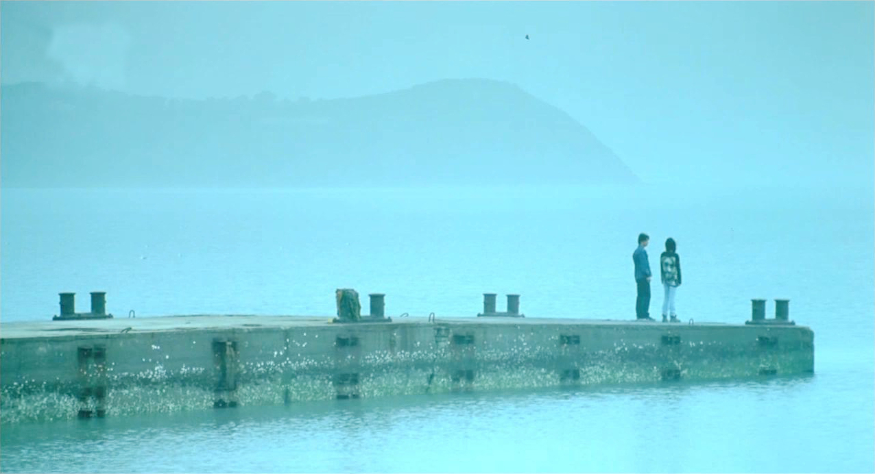 邰林刘云吹海风