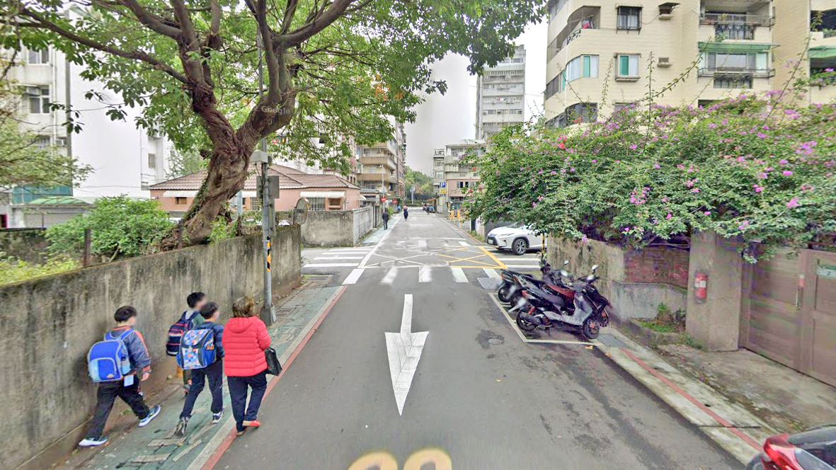 和平东路二段18巷