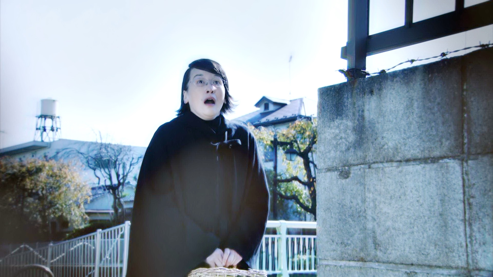 大石遇裸男