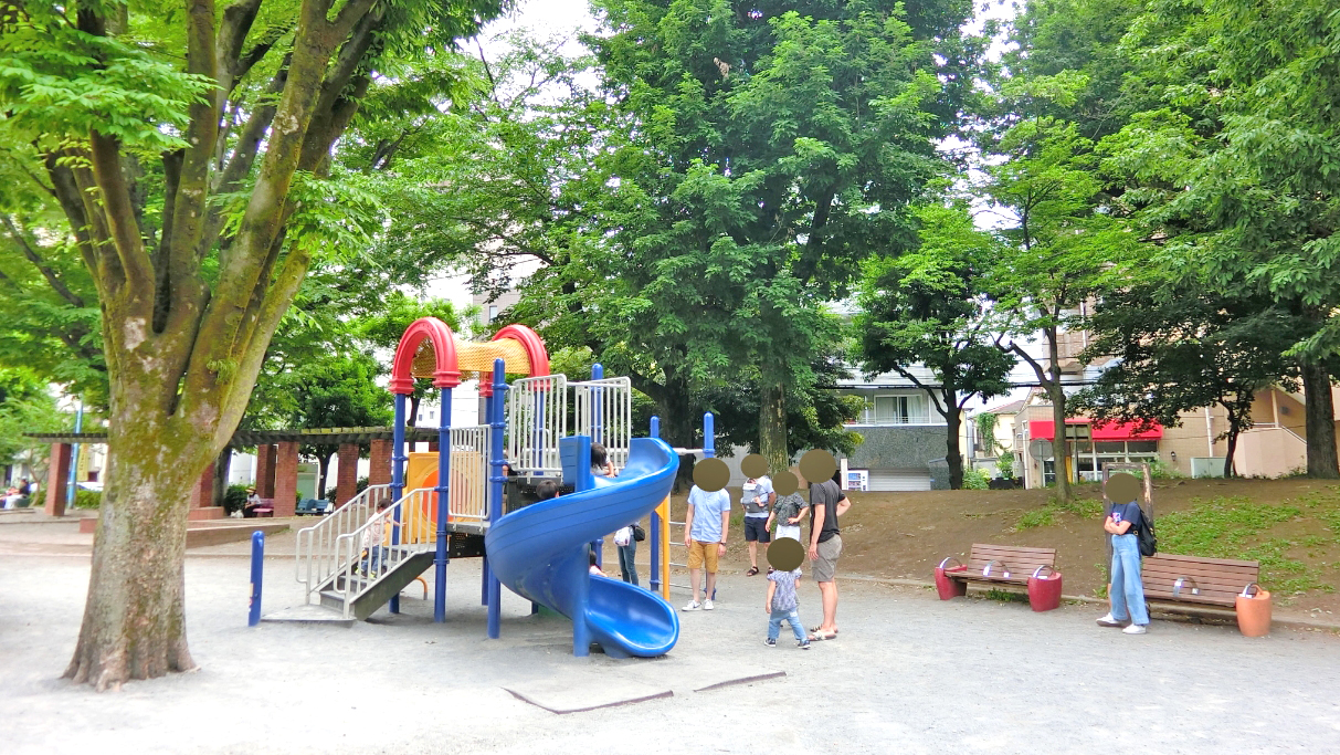 代代木深町小公园