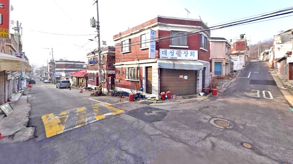 安松路与安松路69号街交叉口