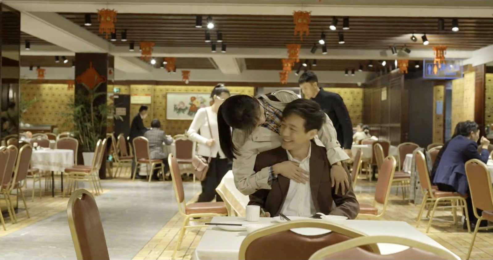 小朗为一成庆生