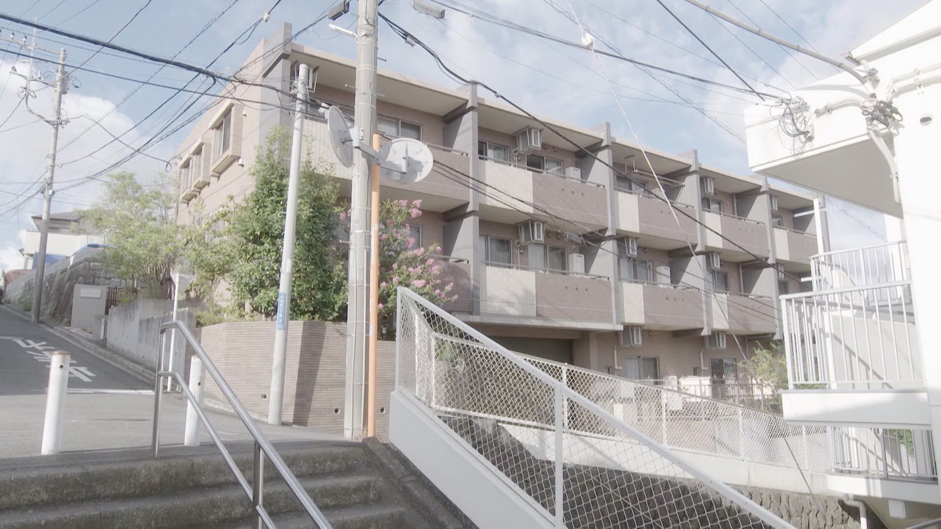 津崎家外景