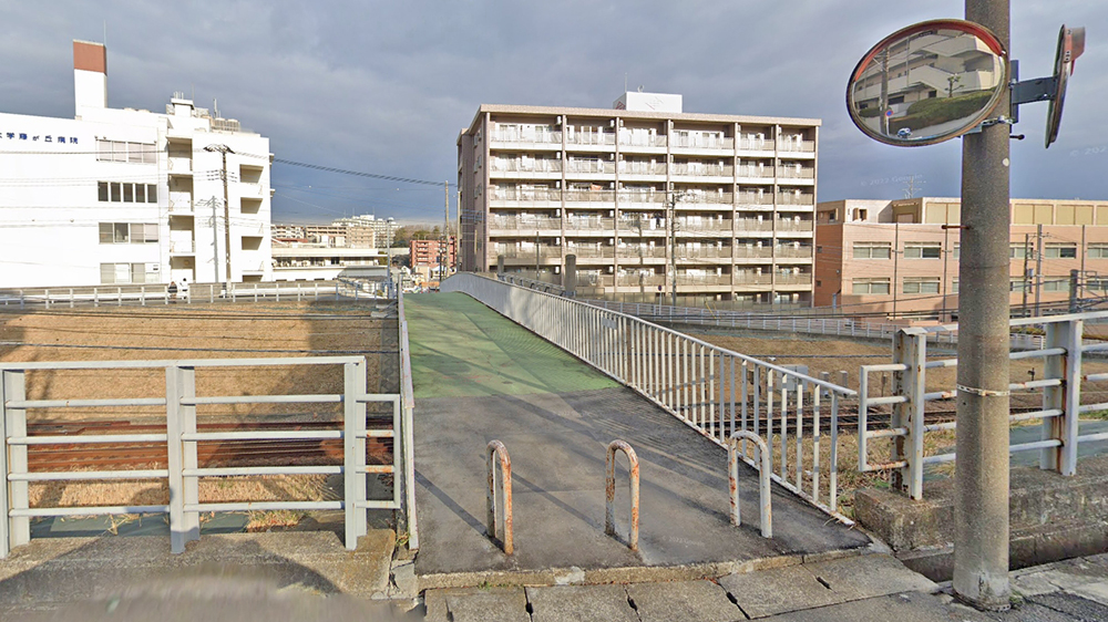 东急田园都市线跨线桥