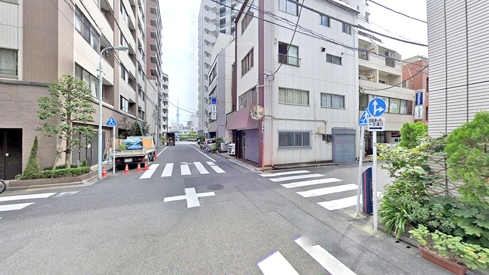 东日本桥2丁目20番路口