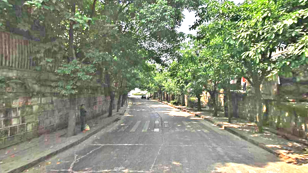 鸿鹤坝体育馆路口