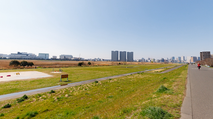 六乡土手河滨公园