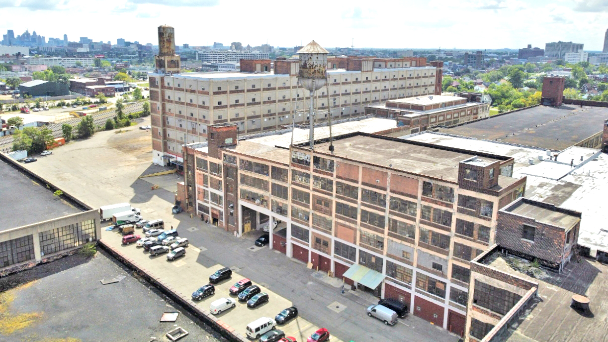 拉塞尔工业中心